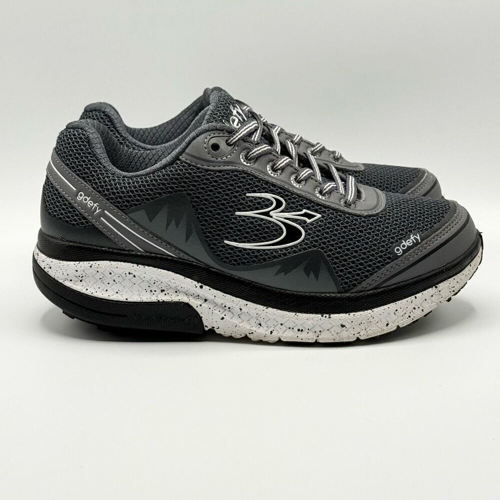 G-Defy Gravity Defyer Mighty Walking Shoes Black and White - US Women’s 7